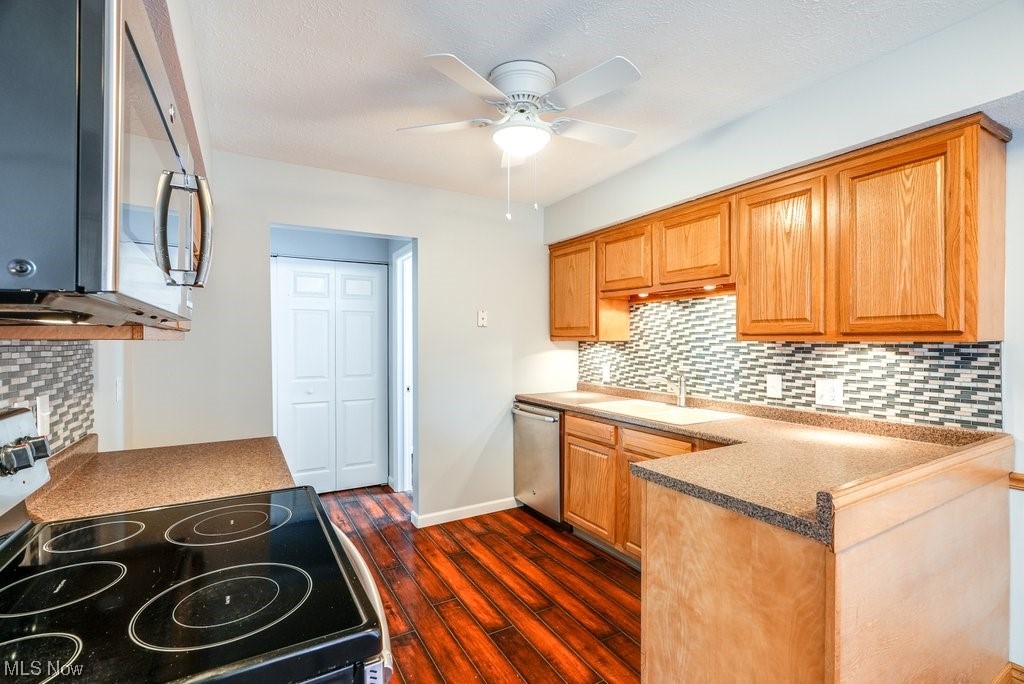 Kings Court Condo - Residential