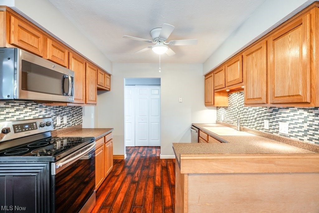 Kings Court Condo - Residential