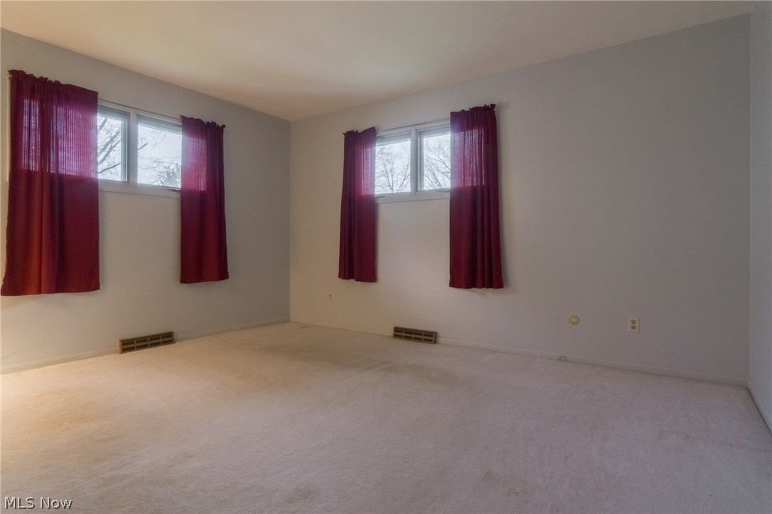 Village/Sebring - Residential