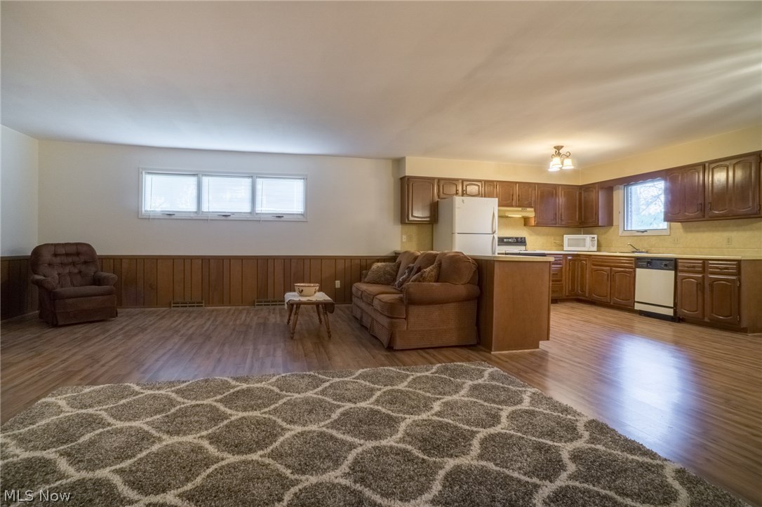 Village/Sebring - Residential