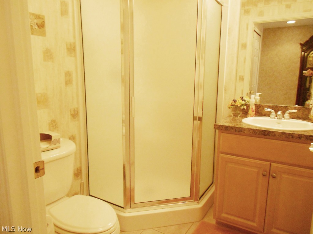 Greenwood Hlnds Condo Ph 10 - Residential