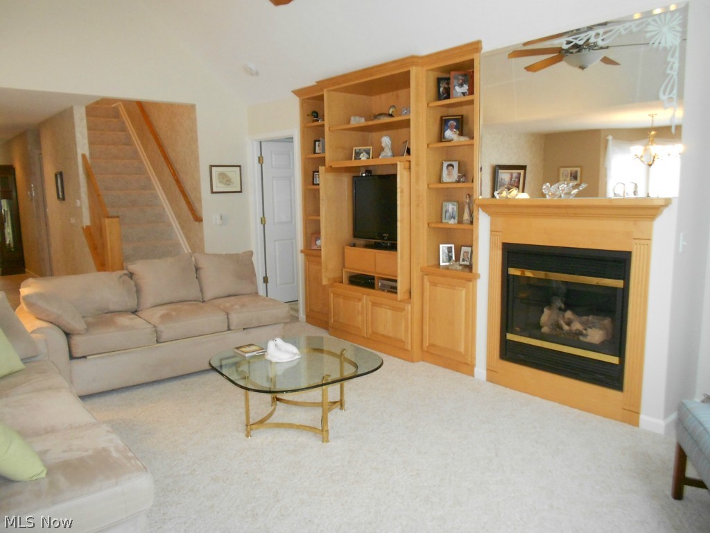 Greenwood Hlnds Condo Ph 10 - Residential