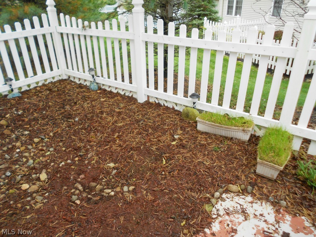 Greenwood Hlnds Condo Ph 10 - Residential