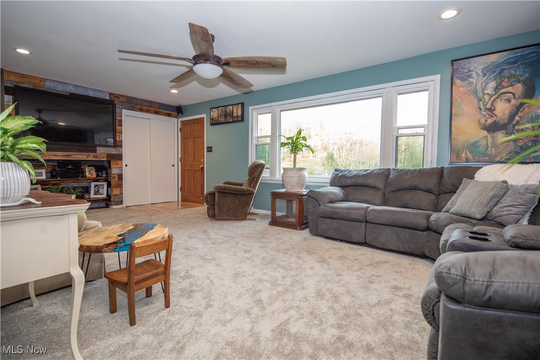 7 Willeta Avenue, Martins Ferry, Ohio image 7