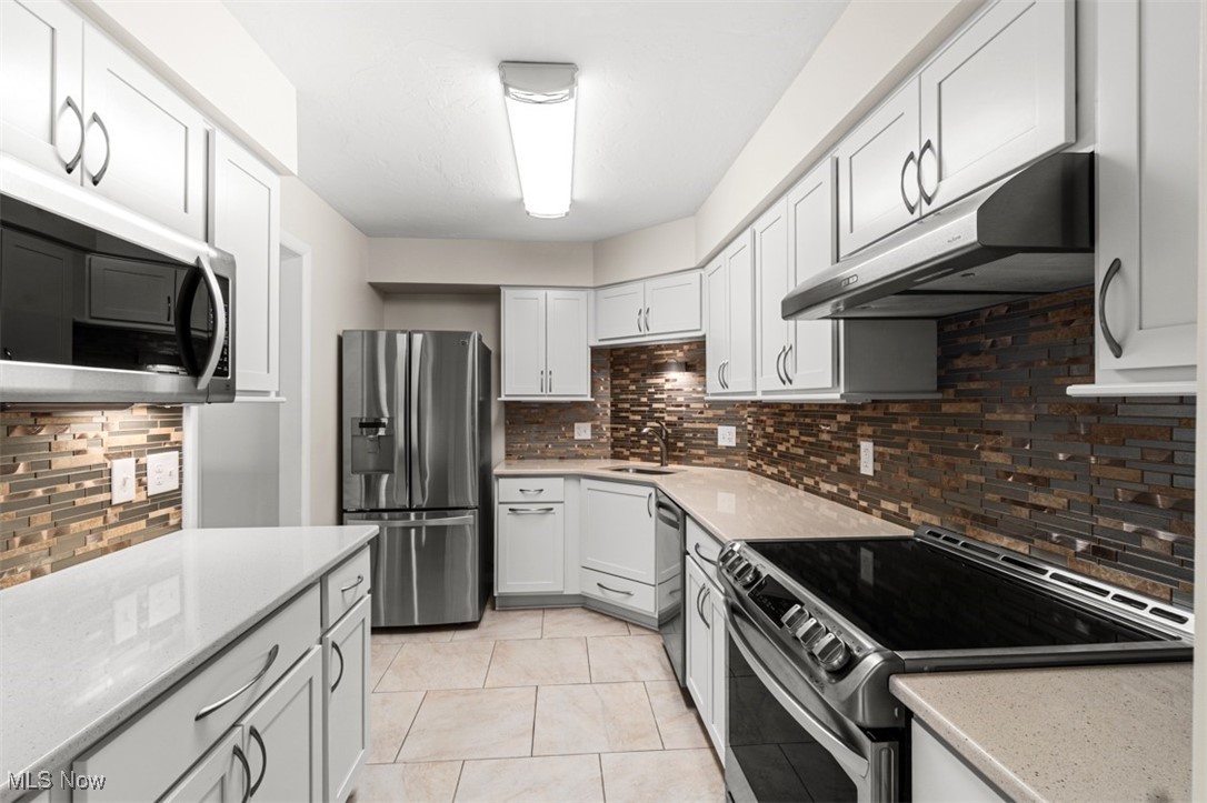 Meridian Condo - Residential