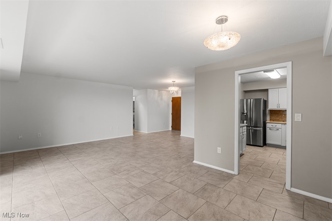 Meridian Condo - Residential