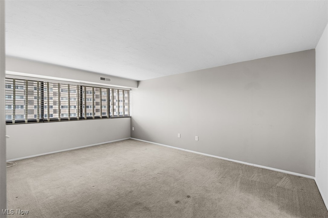 Meridian Condo - Residential