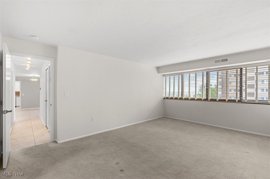 Meridian Condo - Residential