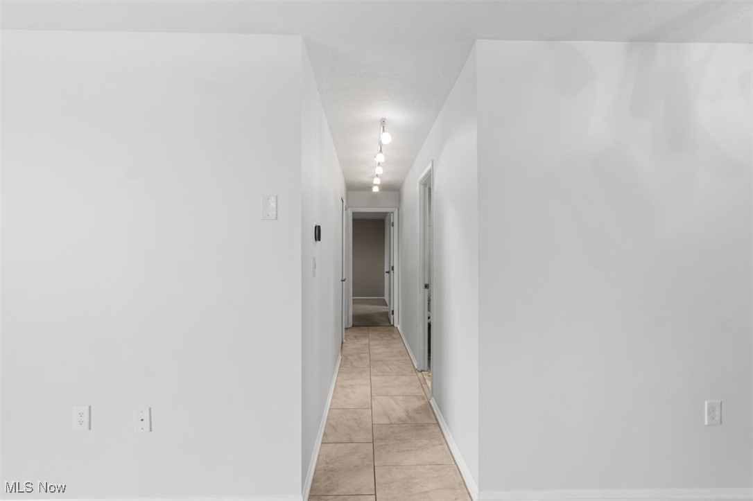 Meridian Condo - Residential