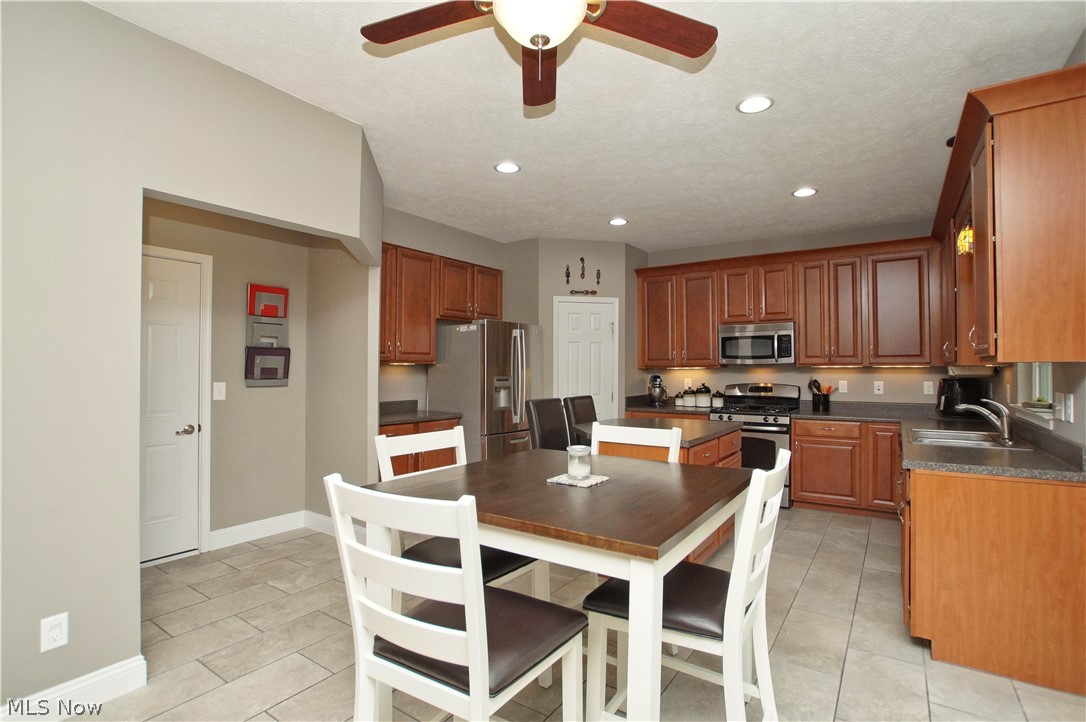 Meadows/Oakwood Ph 04 - Residential