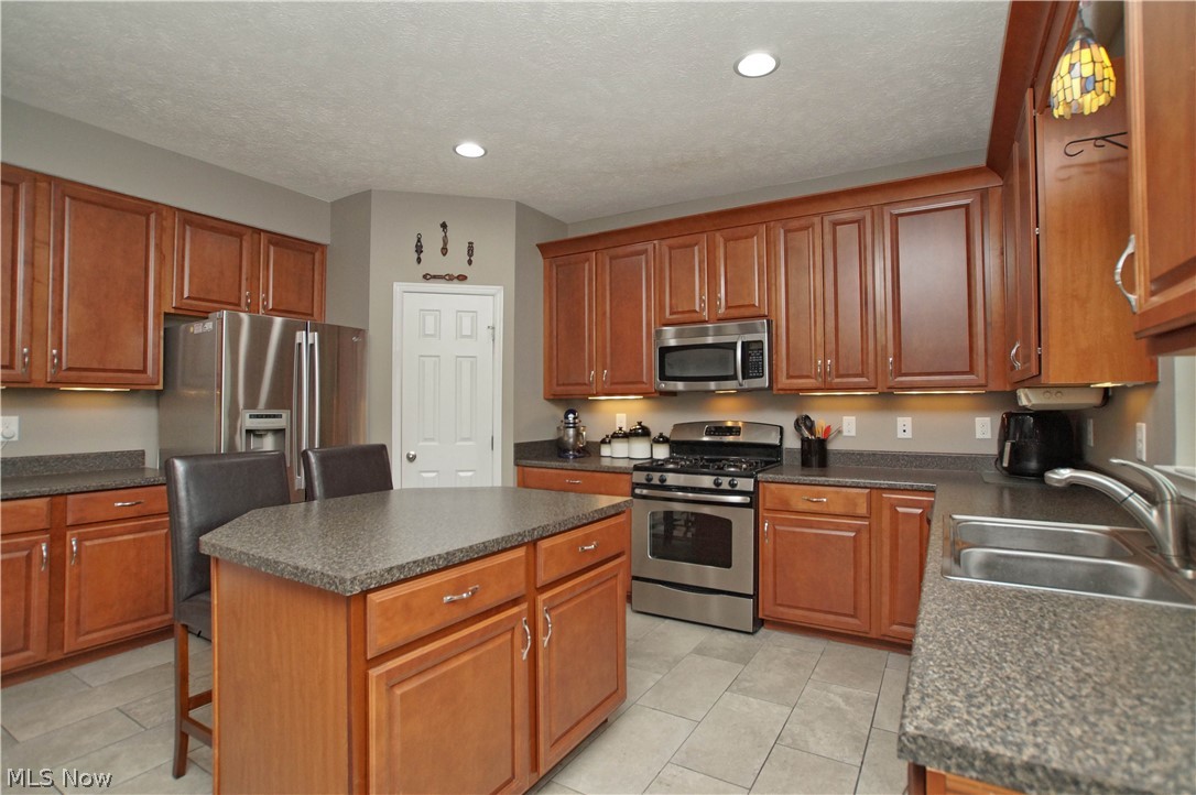 Meadows/Oakwood Ph 04 - Residential