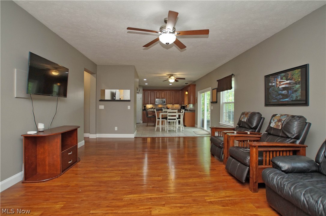 Meadows/Oakwood Ph 04 - Residential