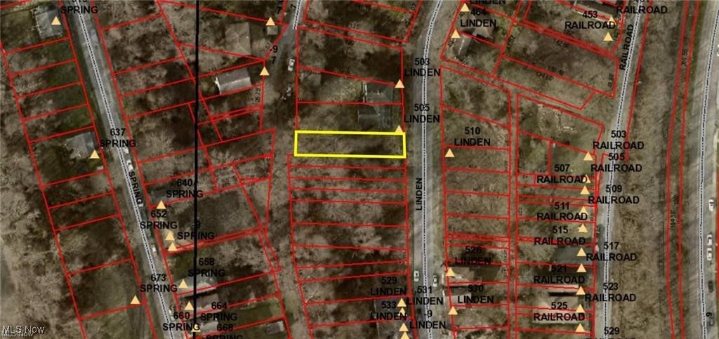 Photo of Linden, Steubenville, OH 43952 (MLS # 5178417)