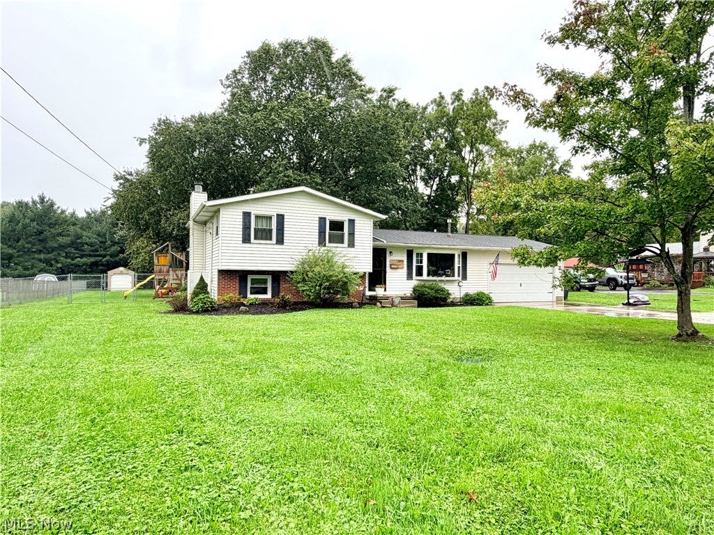 3350 Sandy Lake Road