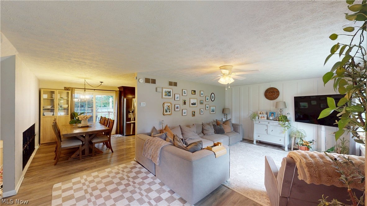 3350 Sandy Lake Road