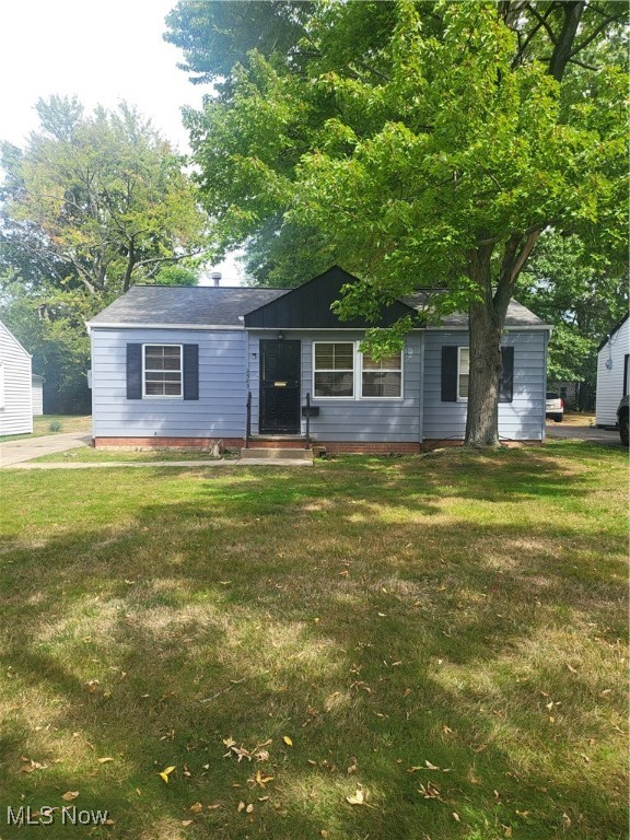 Welcome to 2545 Greenvale Road, Cleveland, Ohio! This spacious 3-bedroom, 1-bathroom ranch offers the perfect blend of comfort and convenience. As you step inside, you'll be greeted by a bright and inviting living area, ideal for relaxing or entertaining guests. The open layout seamlessly connects to the kitchen, featuring ample cabinetry and plenty of counter space for your culinary needs. Each bedroom offers generous closet space, making it easy to stay organized.
Outside, enjoy the privacy of a sizable backyard, perfect for summer barbecues or gardening. With easy access to nearby amenities, schools, and parks, this home is a great fit for anyone seeking single-level living in a prime Cleveland location. Don't miss the opportunity to make this charming ranch your own! Schedule a showing today.