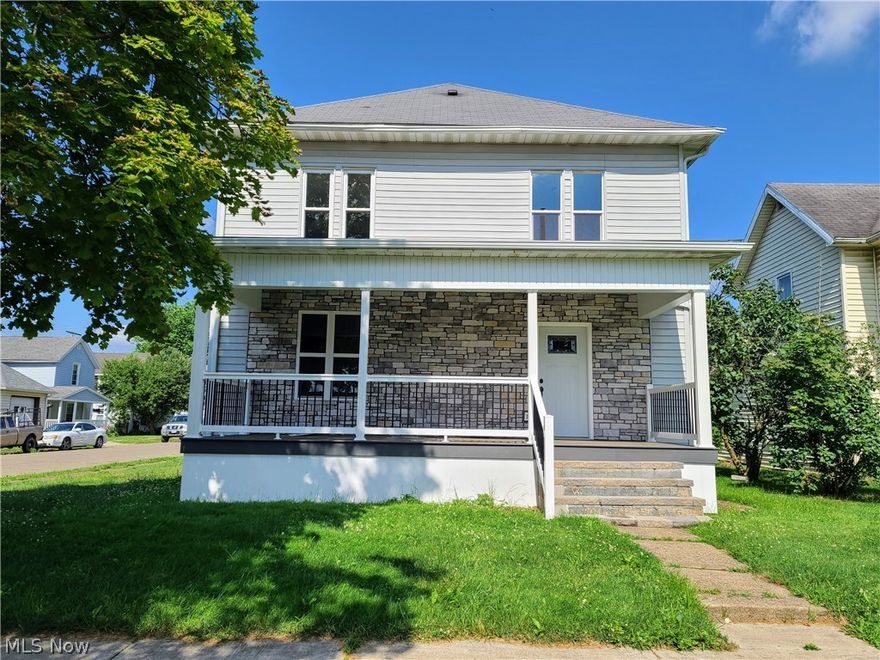 Completely renovated 5 bedroom 2 bath home in Coshocton!