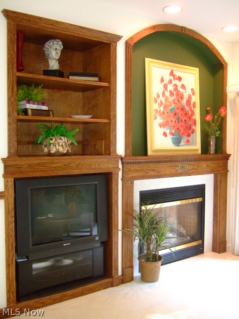 Greenbriar At River Valley - Residential