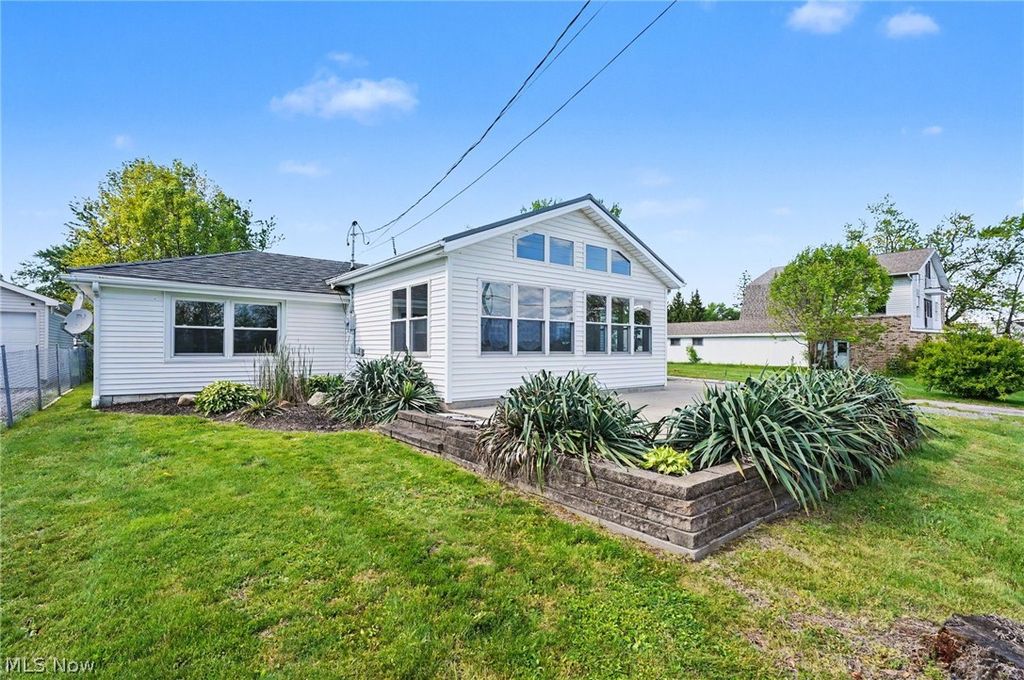 Photo of 1446 Jersey Street, Lake Milton, OH 44429 (MLS # 5209323)
