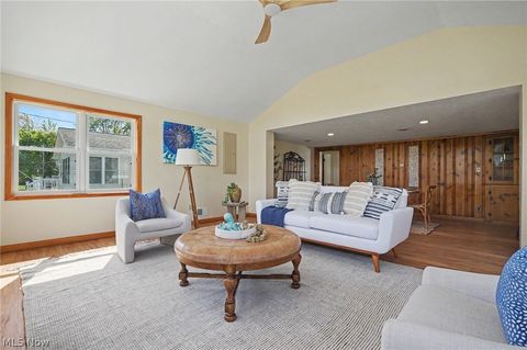 Tiny photo for 1446 Jersey Street, Lake Milton, OH 44429 (MLS # 5209323)