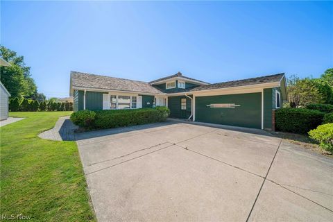 Photo of 1207 Cordova Road, Mayfield Heights, OH 44124 (MLS # 5221135)