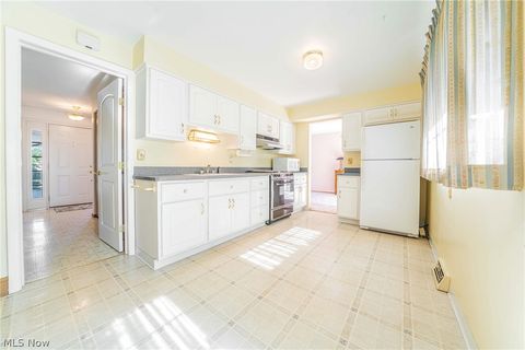 Tiny photo for 1207 Cordova Road, Mayfield Heights, OH 44124 (MLS # 5221135)