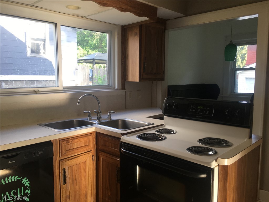 Goodyear Heights - Residential Lease