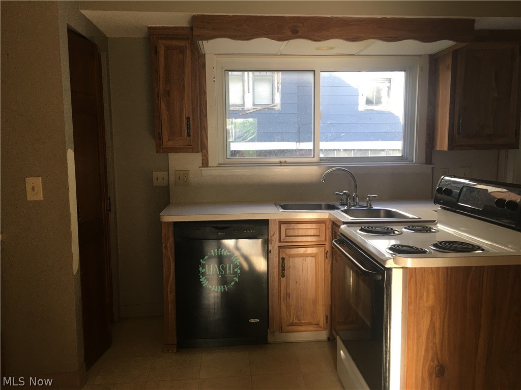 Goodyear Heights - Residential Lease