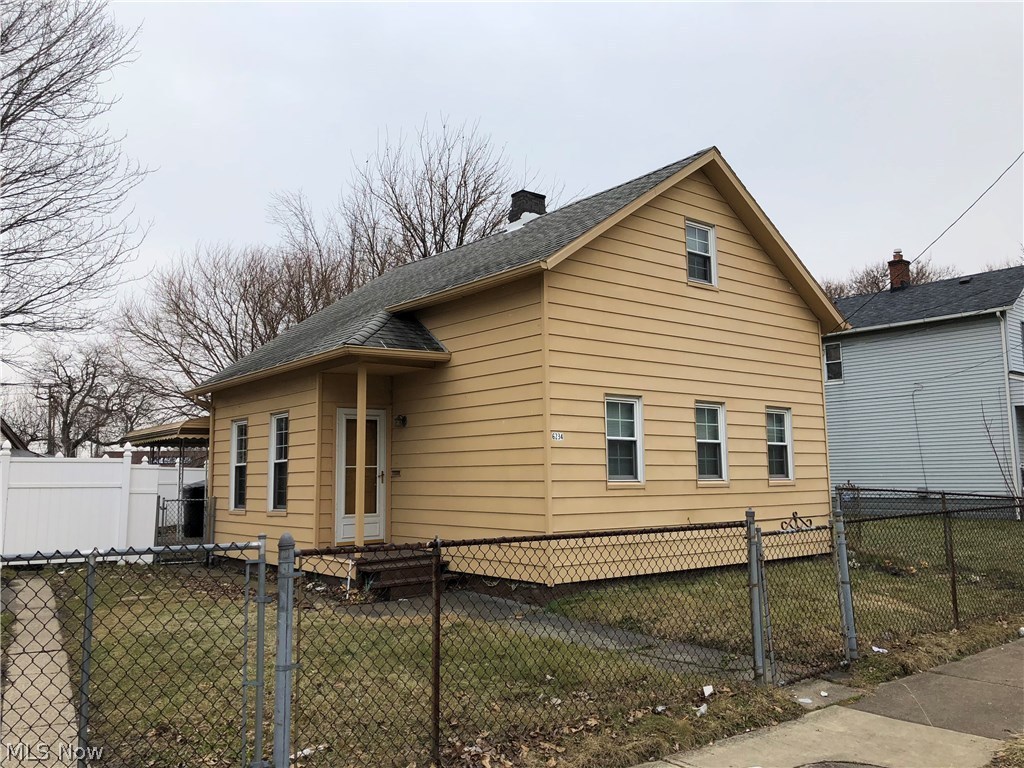 Thomas Hindes - Residential Lease