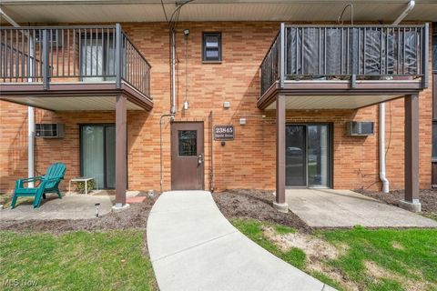 23845 David Drive Unit 104, North Olmsted, OH 44070 - MLS#: 5109267
