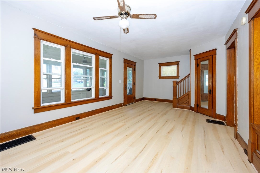 121 Chestnut Avenue NE
