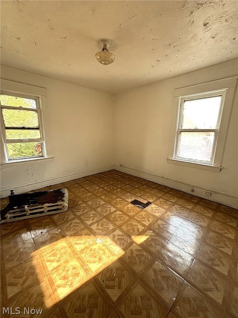 Tiny photo for 4225 E 128th Street, Cleveland, OH 44105 (MLS # 5252801)