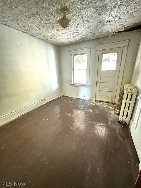 Tiny photo for 4225 E 128th Street, Cleveland, OH 44105 (MLS # 5252801)