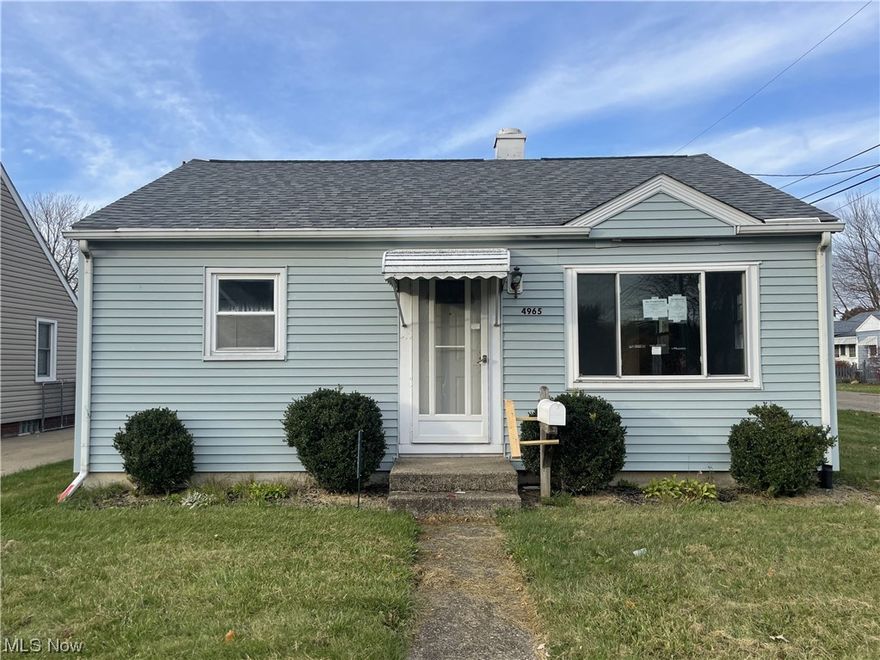 One floor Perry living offers great possibilities for a new owner. This 3 bedroom ranch is right around the corner from Central Catholic High. Detached garage with fenced in yard, screened in back porch and more! Owner occupants until 12/7 HUD holds all offers until 11/18. Sold as-is. Buyer to verify all information. Room sizes are approximate. Ask your lender about the $100 down program. Equal opportunity housing.