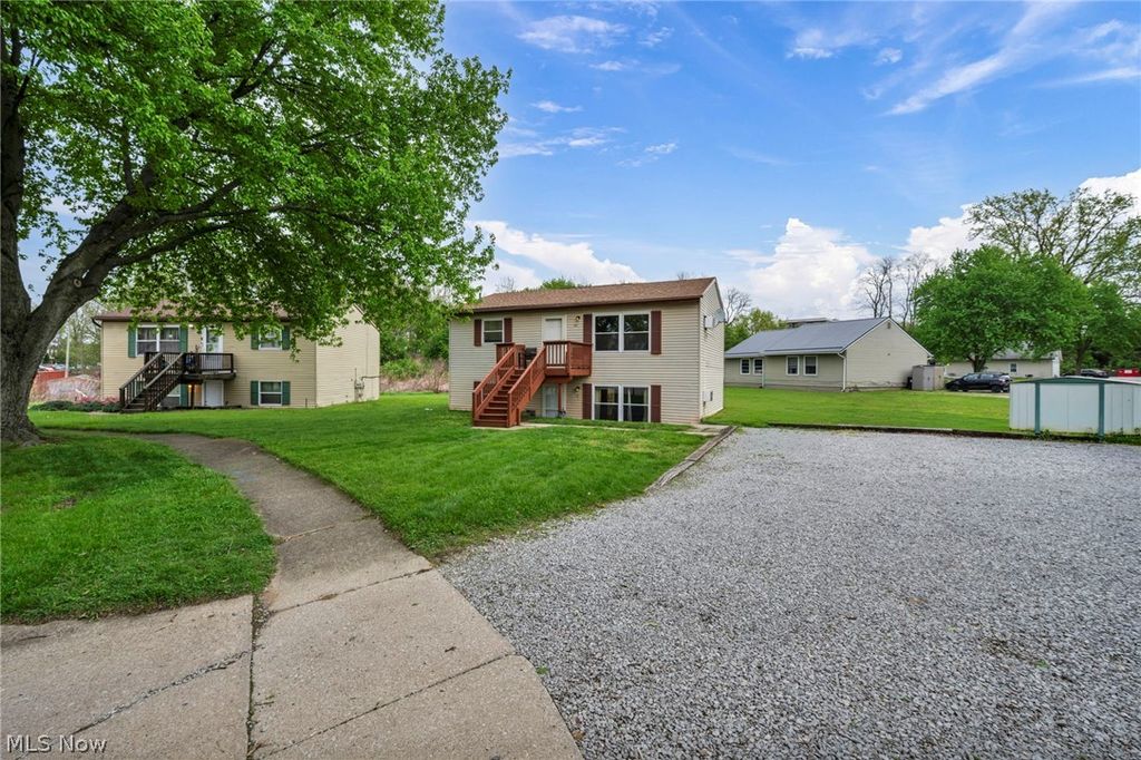 Photo of 1529 Benjamin Court, Kent, OH 44240 (MLS # 5208549)