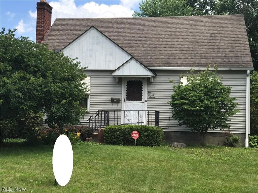 What a darling cape cod on a lovely tree lined street in Warren. This little gem is a perfect starter home. 3 Bedroom 1 Bath with additional shower in the Basement. Nice covered deck overlooking lovely back yard. Call today for appt.