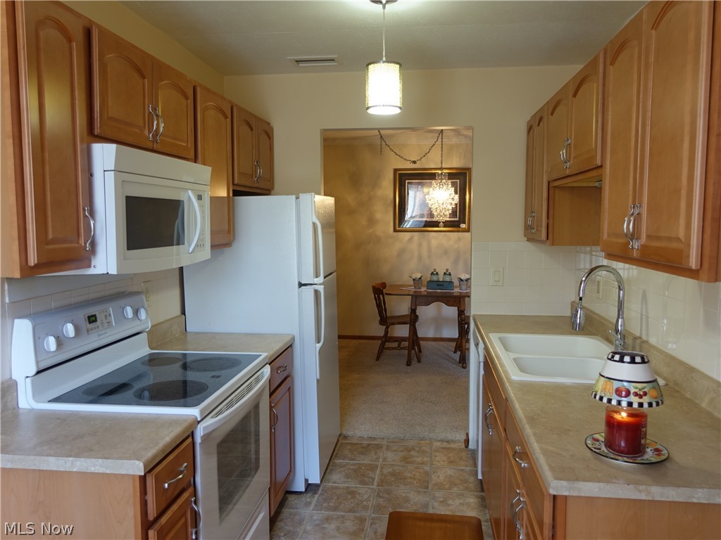 Silver Lake Towers Condo - Residential