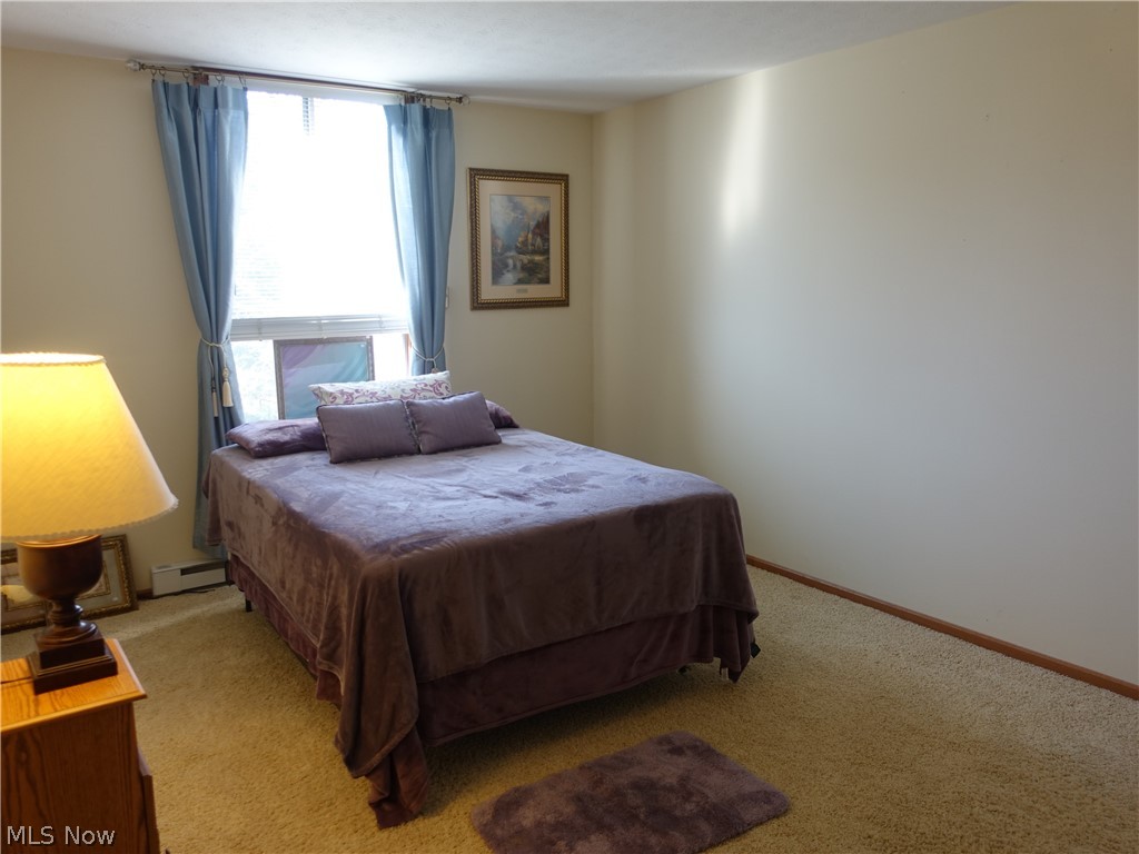 Silver Lake Towers Condo - Residential
