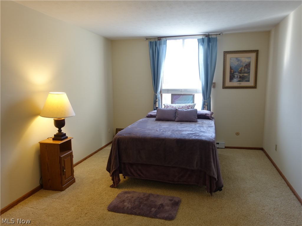 Silver Lake Towers Condo - Residential