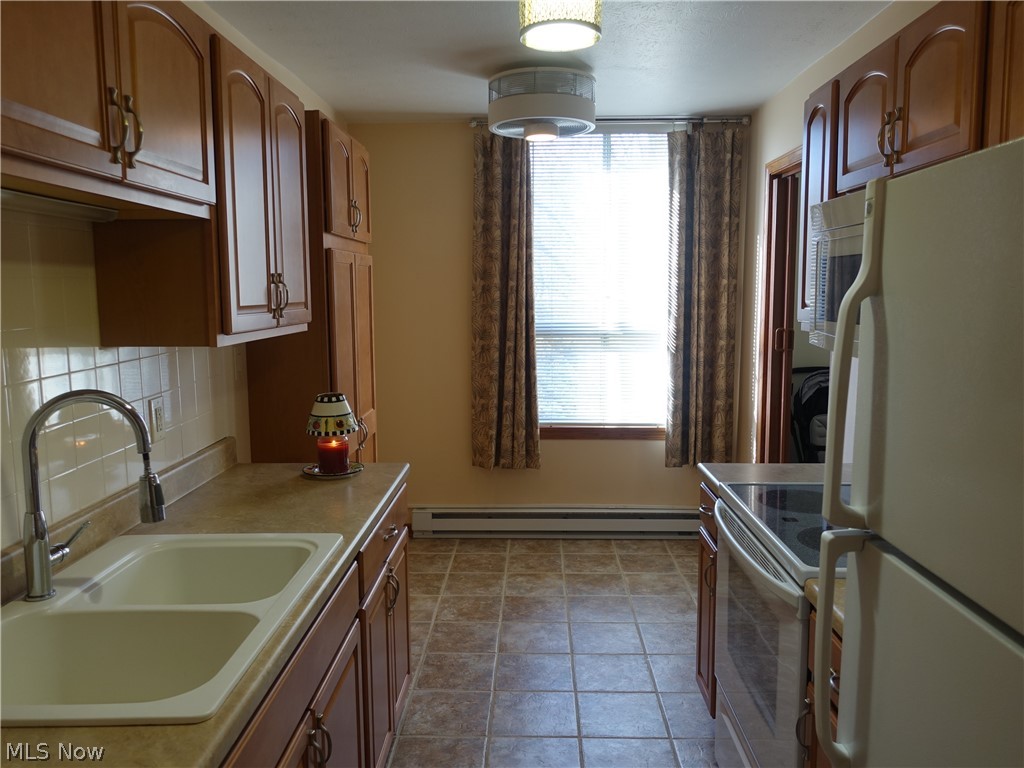 Silver Lake Towers Condo - Residential