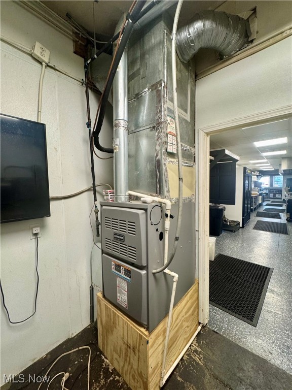 City/Canton - Commercial Sale