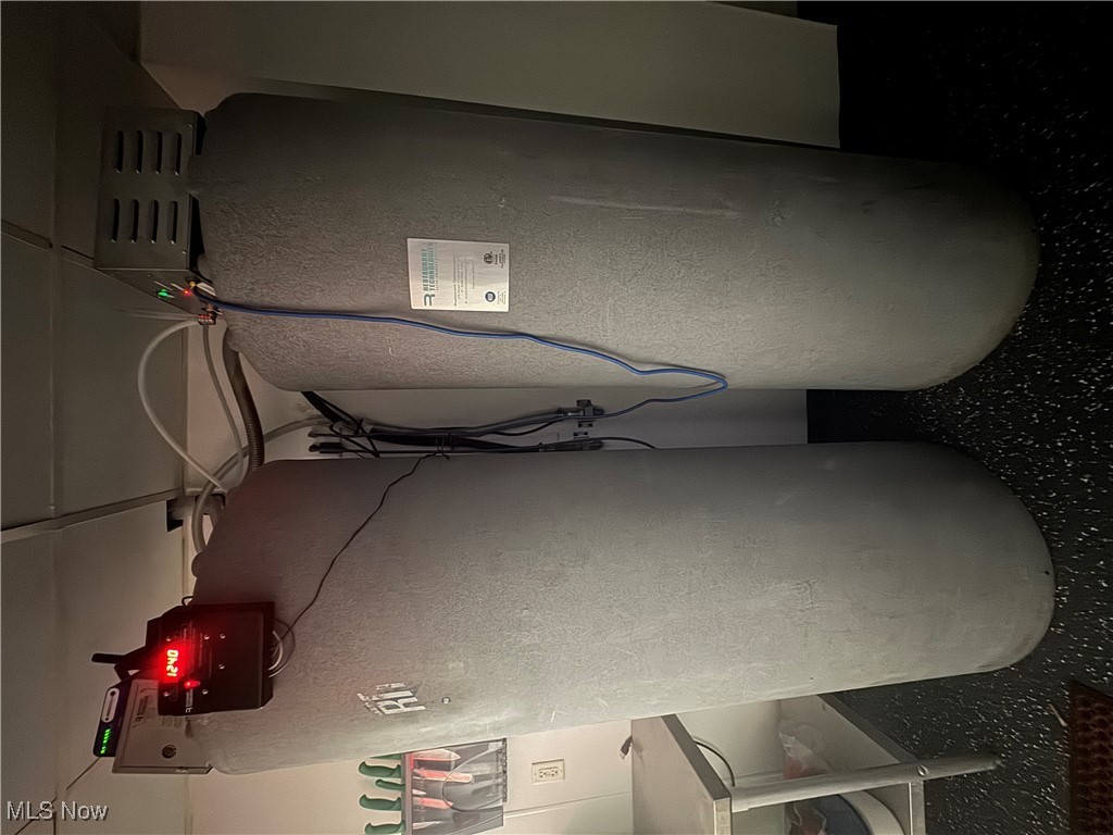 City/Canton - Commercial Sale