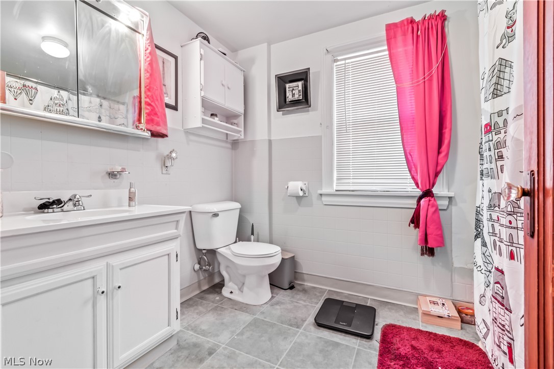 East Barberton Land Cos - Residential Income