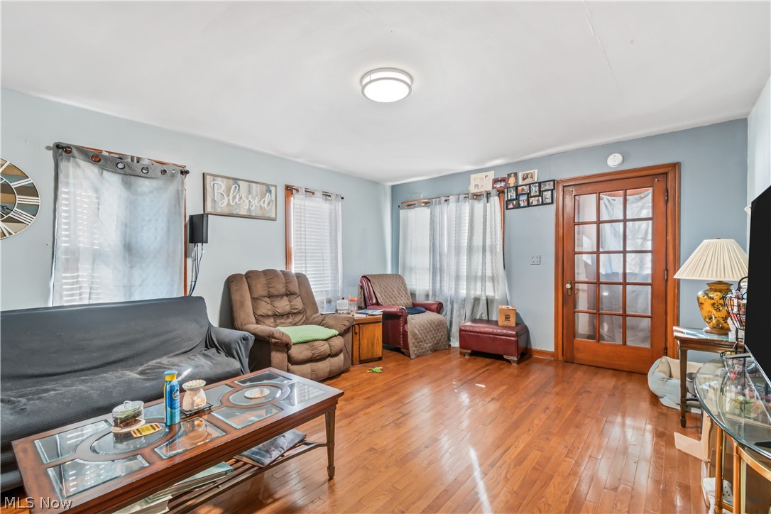 East Barberton Land Cos - Residential Income