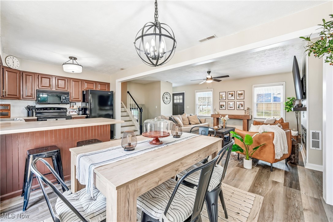 Timberlanes 04 Rep - Residential