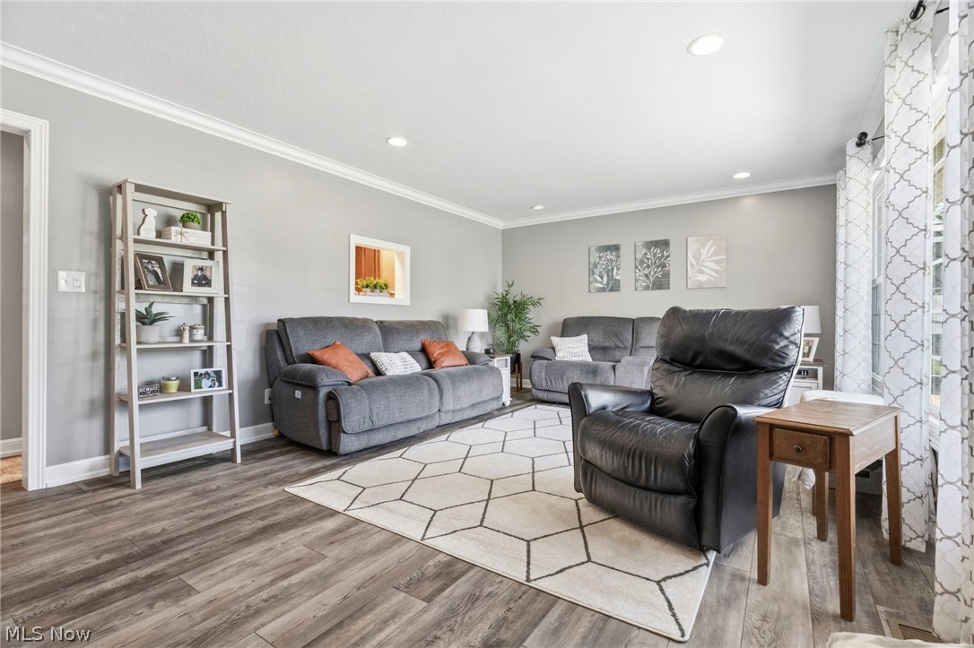 Meadow Grove - Residential