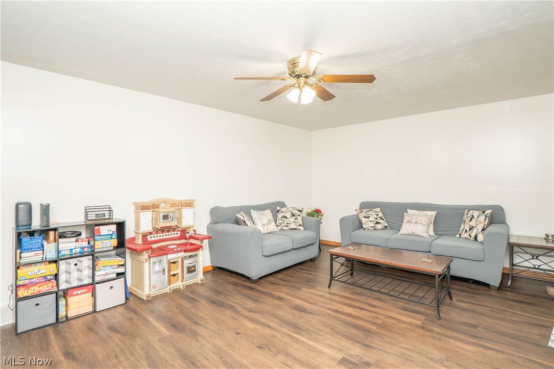 Dee Mar - Residential