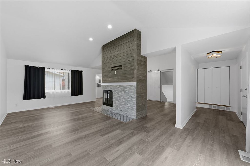 Photo of 6677 Crenshaw Drive, Parma Heights, OH 44130 (MLS # 5176437)