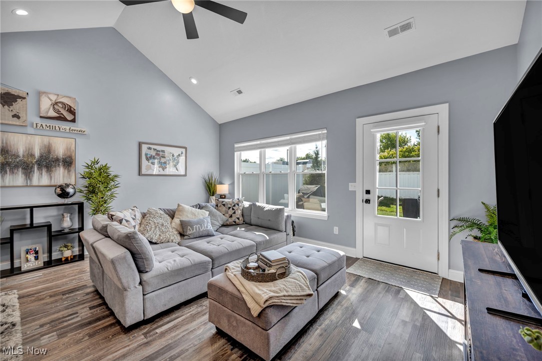 Vicksburg Court - Residential