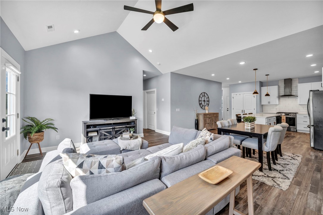 Vicksburg Court - Residential